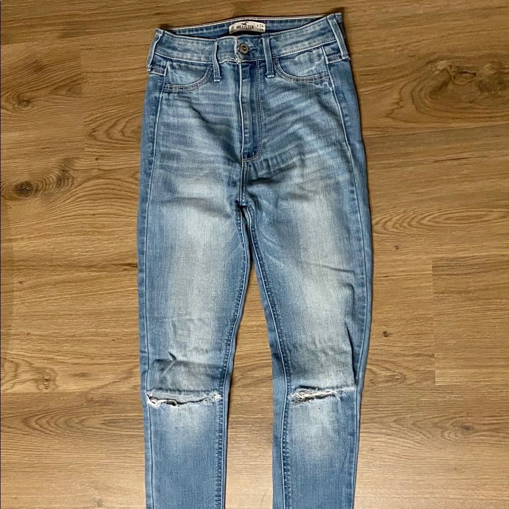 HOLLISTER High Rise Super Skinny Jean Medium Wash